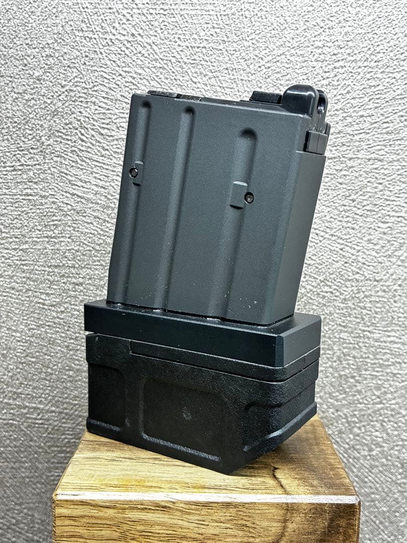 R7-19 東京マルイ GBB M4 マガジンアダプター 外部ソース仕様