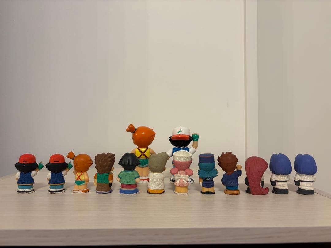 【希少】昔のポケモンキッズ 指人形 265個＋サトシなど14個　計279個