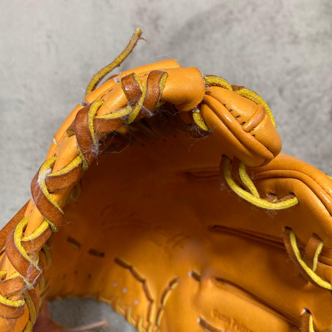 軟式野球内野手用グローブ　右投げ用　ウィルソンスタッフ　田中賢介モデル