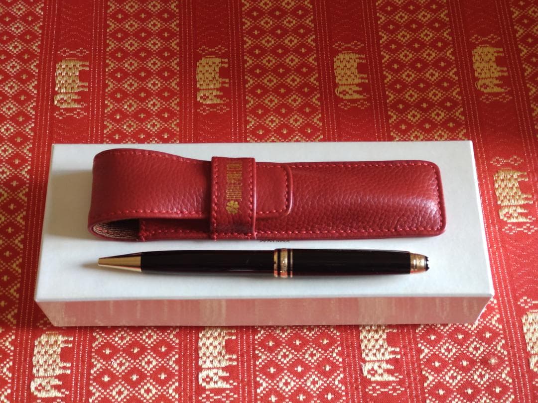 MONTBLANC　スペシャルブルーサファイアボールペン　本革ケース　化粧箱入り