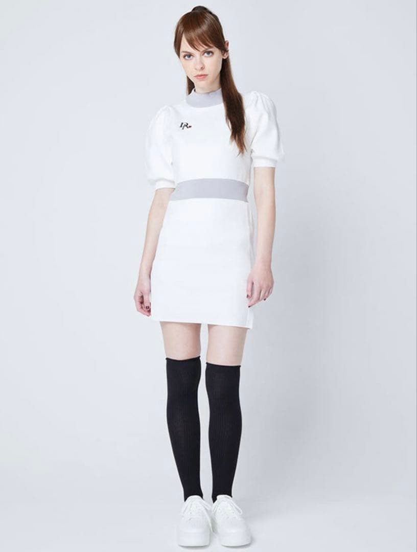 ドゥアヴニール/ホワイト/パフスリーブ/半袖/ワンピース/新品未使用品