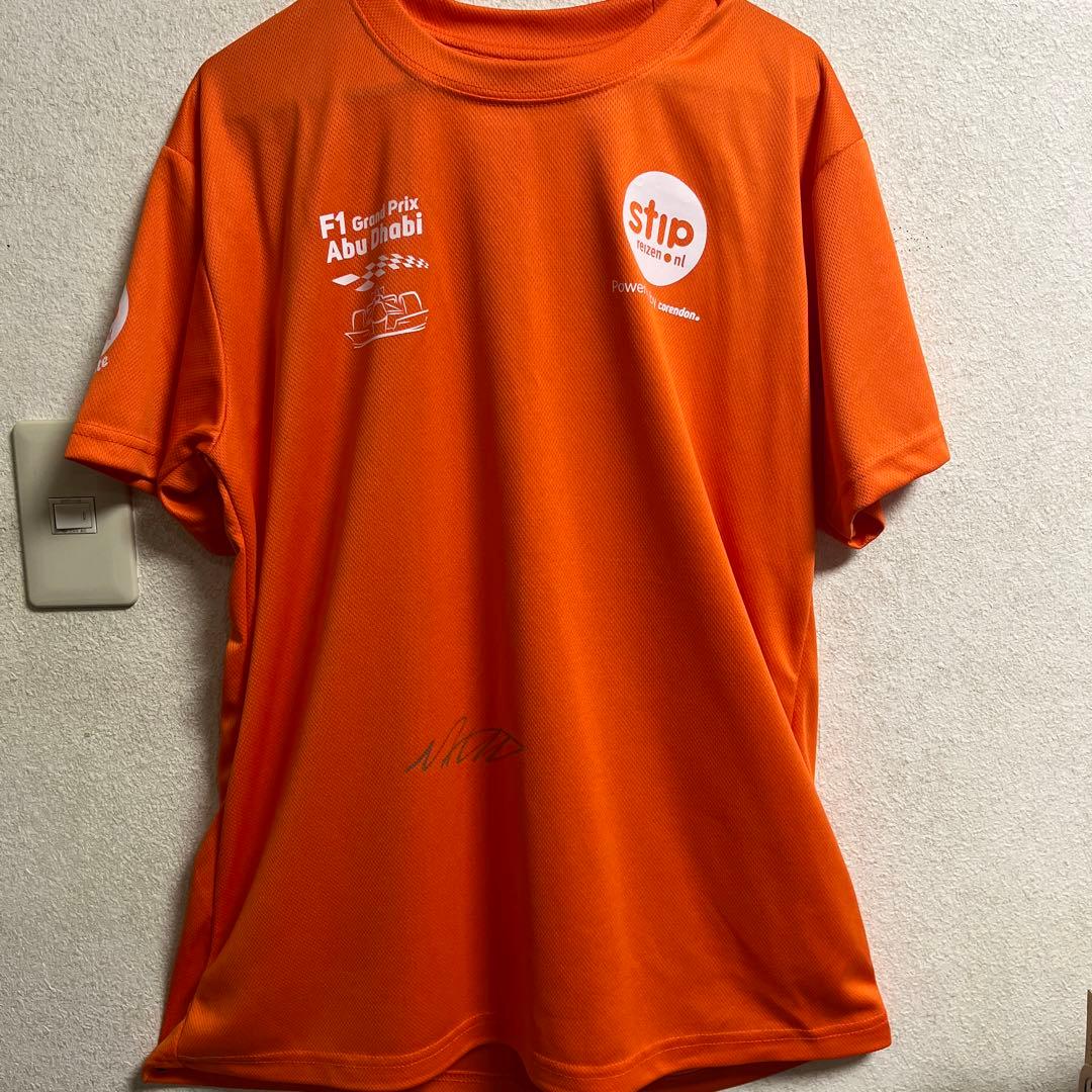 マックス・フェルスタッペン 本人直筆サイン入り非売品Tシャツ