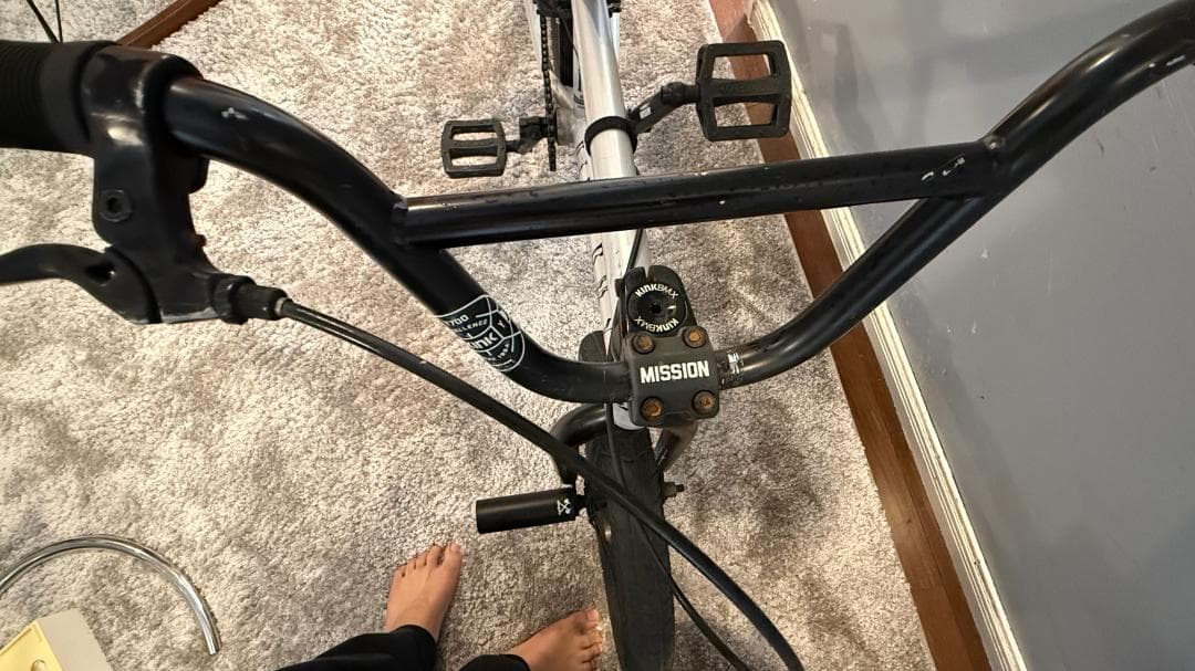 キッズBMX 16インチ KINK ペグ付き