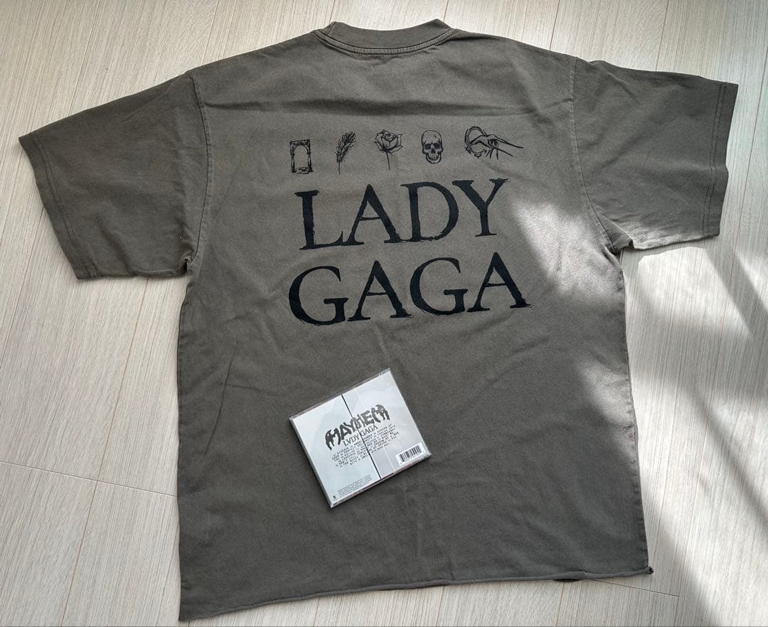 ★LadyGAGA★MAYHEM BALL★公式Ｔシャツ＆CD★