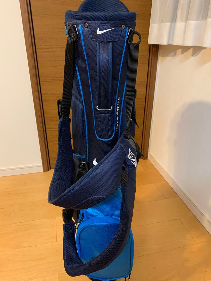 美品　Nike Sport Lite ゴルフバッグ キャディバック スタンド