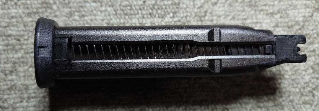 東京マルイ　ガスブローバック　ハンドガン　本体　h&k USP フルサイズ