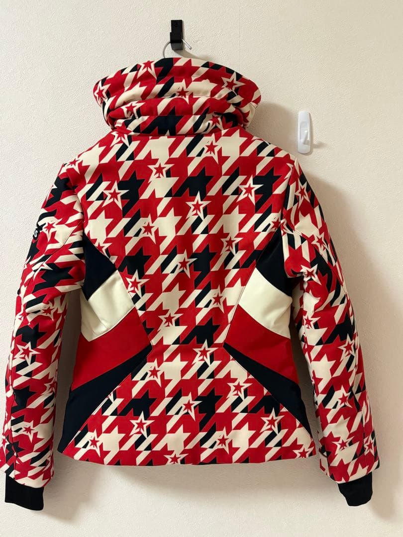 希少 完売品BOSS PERFECT MOMENT スノーボードウェア XS