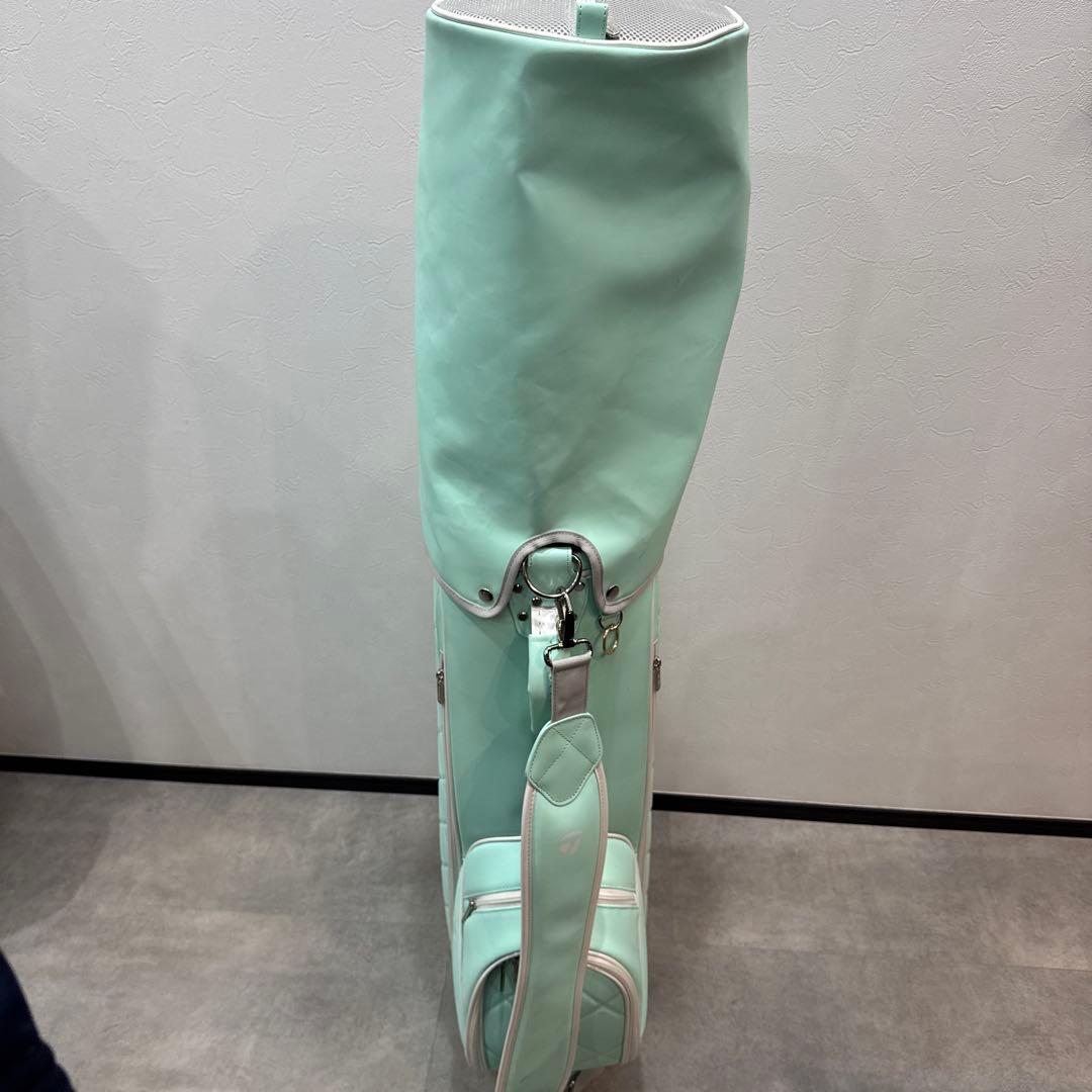 【大幅値下げ】テーラーメイド　ゴルフバッグ・キャディバッグ