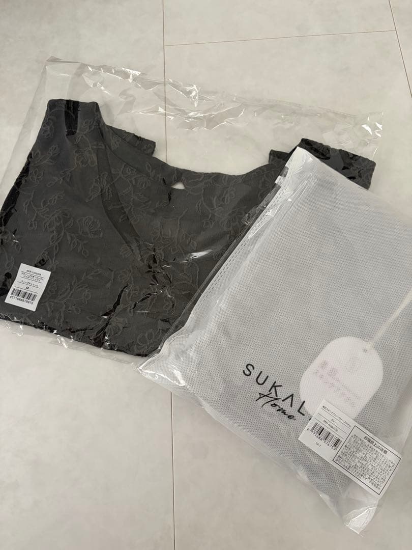 SUKALA フローラルジャガードトップス＆バスタオル