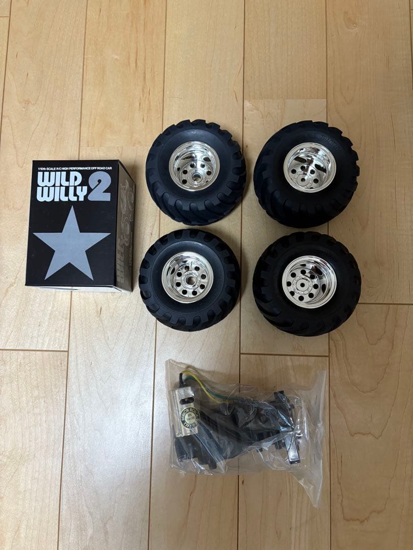 タミヤ1/10ラジコンキット　ワイルドウイリー2 メタリックスペシャル