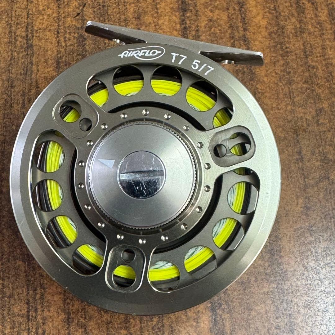 AIRFLO T7 5/7 フライリール 収納袋付き