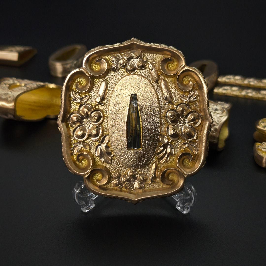 太刀拵　桜の図　銅製　日本刀装具　柄鞘一式　刀剣美術