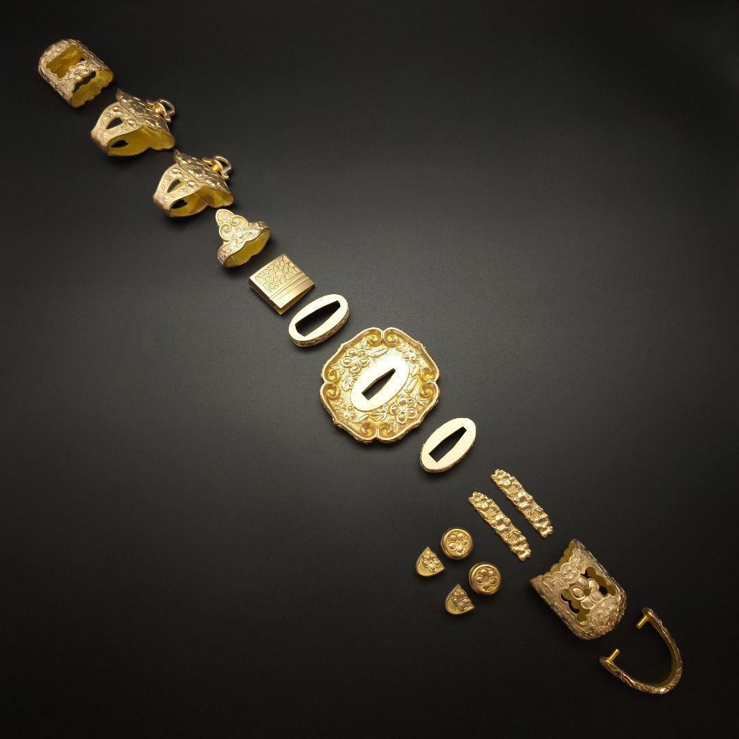 太刀拵　桜の図　銅製　日本刀装具　柄鞘一式　刀剣美術