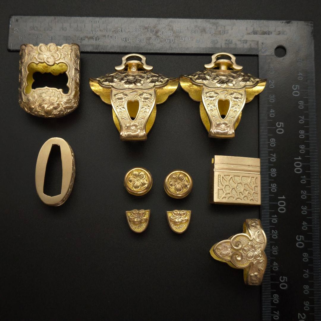 太刀拵　桜の図　銅製　日本刀装具　柄鞘一式　刀剣美術