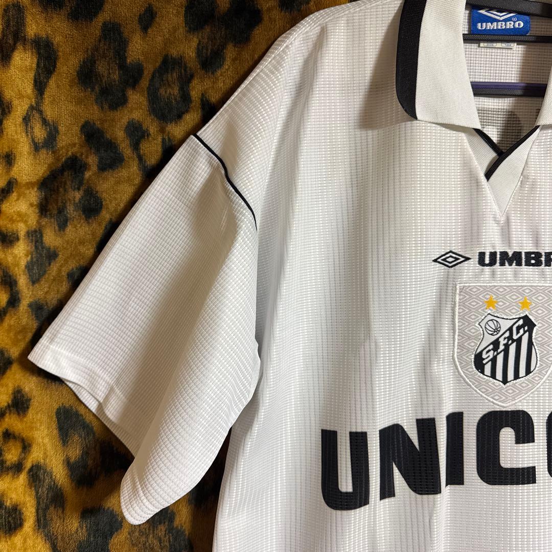 サントス　メイドインBrazil アンブロ　football Futsal