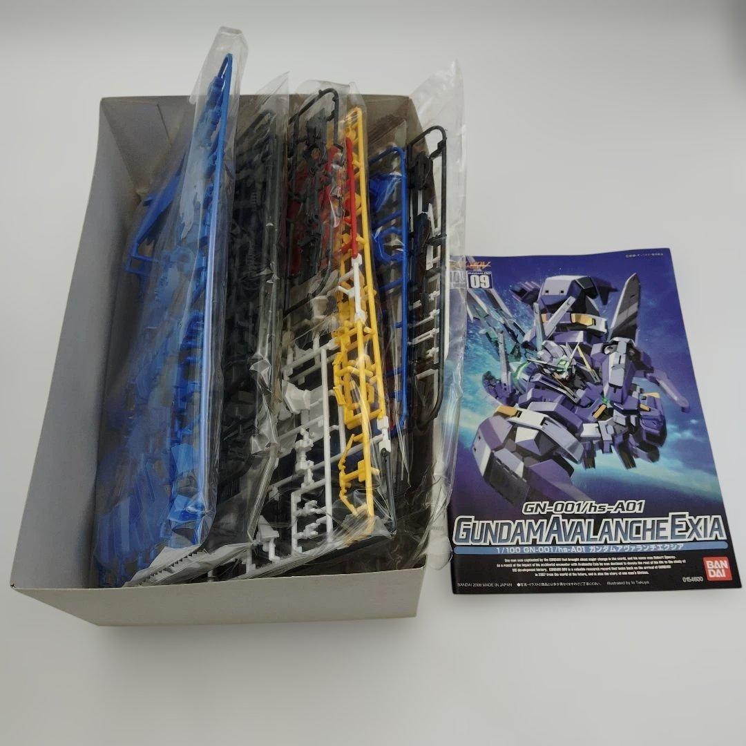 バンダイ GUNDAM ガンダムアヴァランチエクシア 1/100