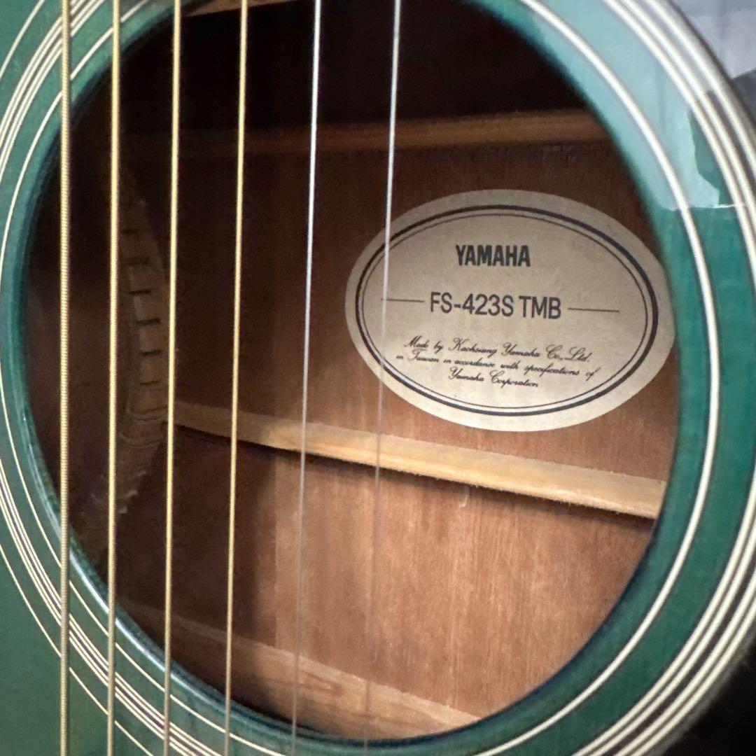 Ｒ　ヤマハ　YAMAHA　FS-423S TMB アコギ　ギター　ケース付