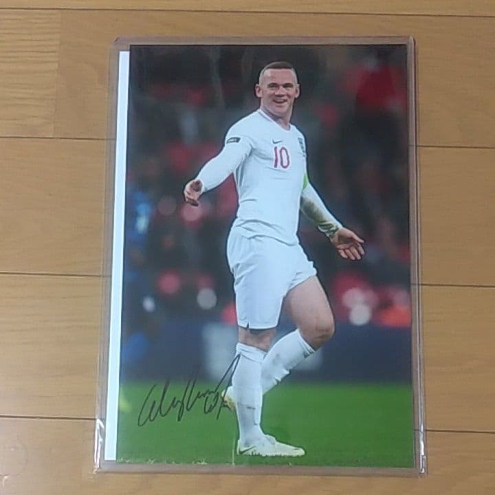 ウェイン・ルーニー(イングランド代表)直筆サイン入りフォト証明書付き