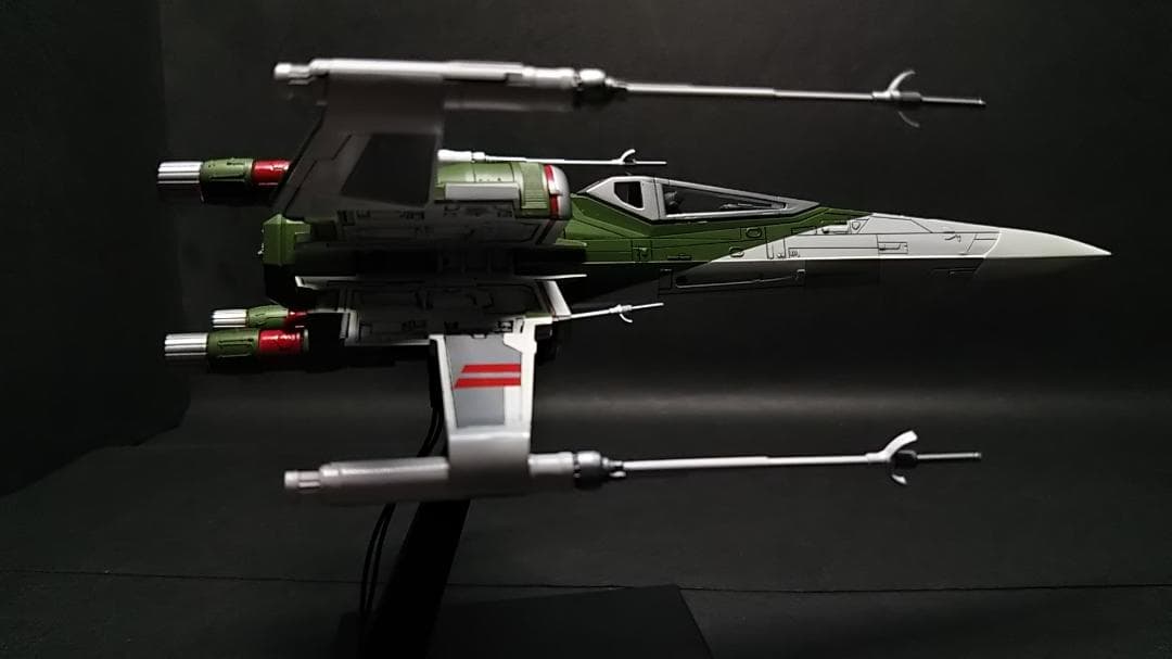電飾改修　1/72 Xウイング・ファイター 完成品 スカイウォーカーの夜明け