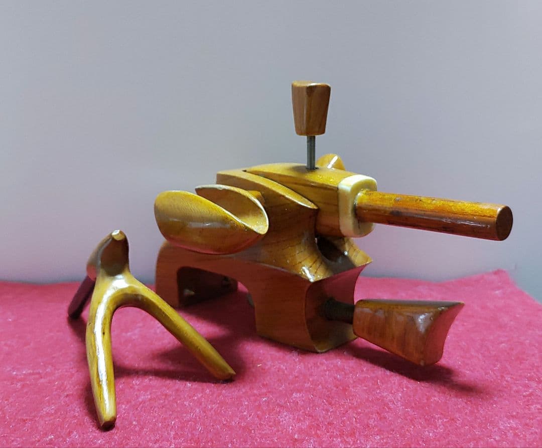 最終値下げ！ヘラブナ釣り万力★左右兼用欅大砲型万力★竿枕★205