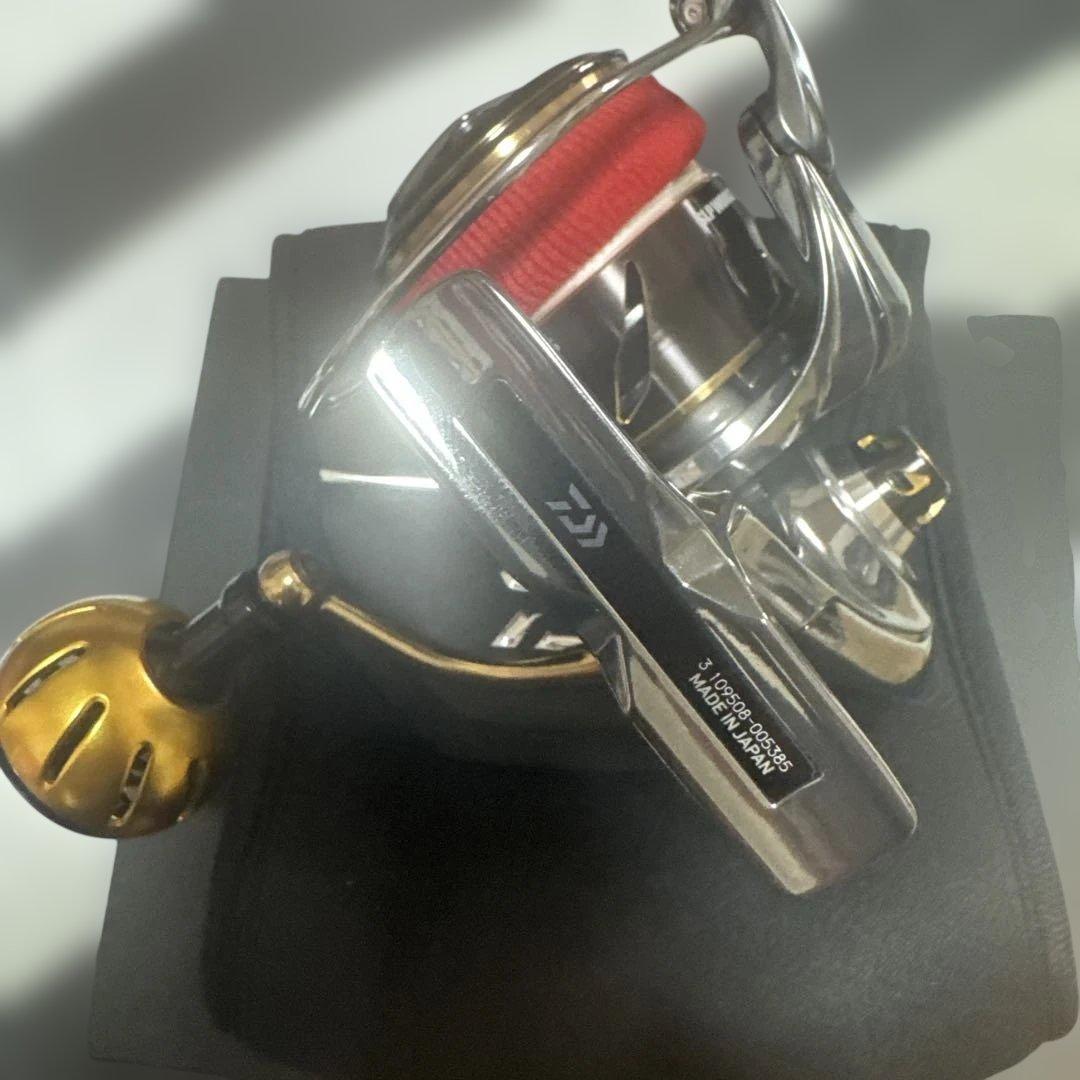 短期出品‼️22イグジスト 4000-XH