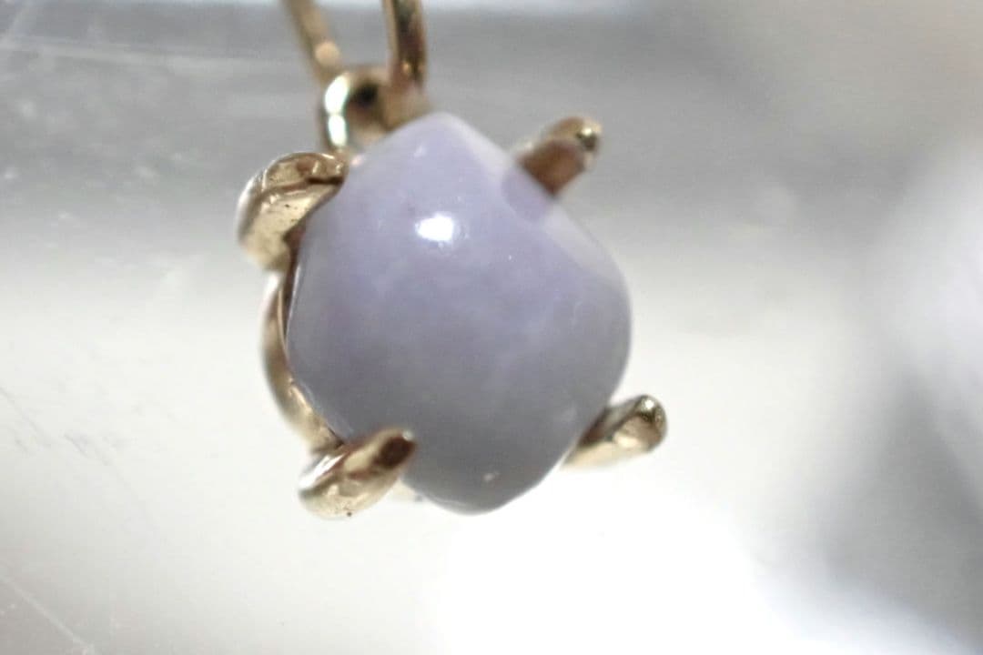糸魚川翡翠　姫川　ラベンダー　紫　10金　ペントップ　送料無料