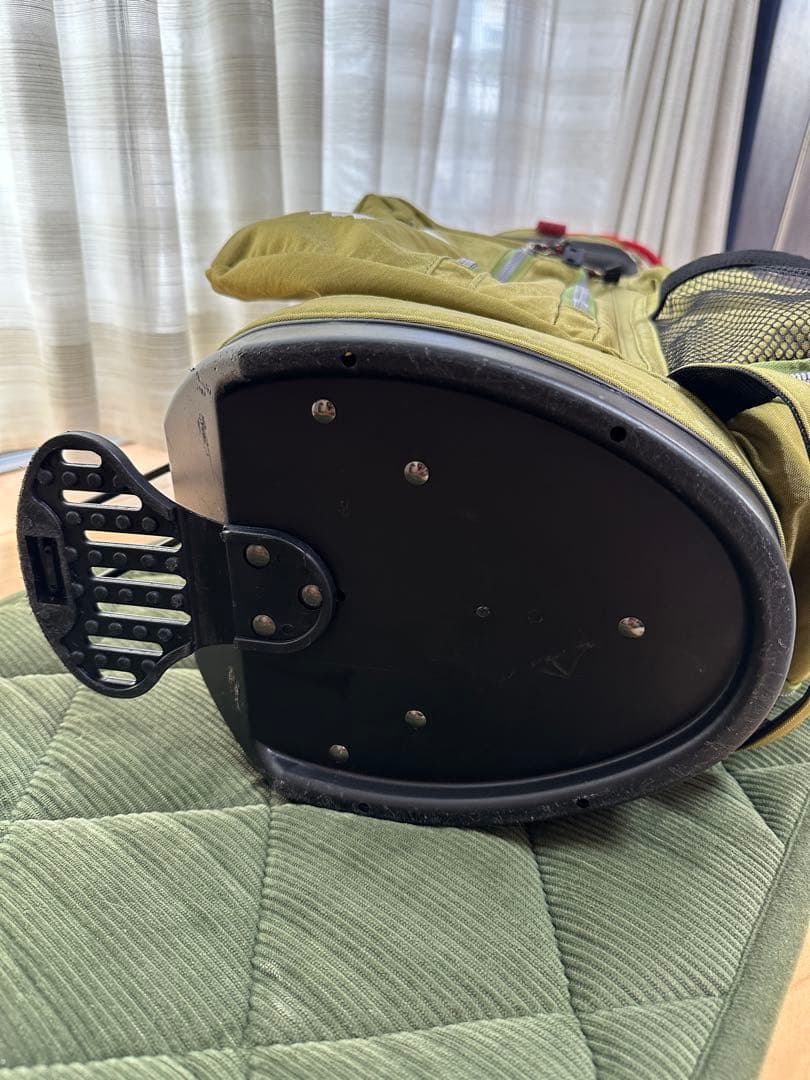 ONOFF 軽量オリーブグリーンキャディバッグ