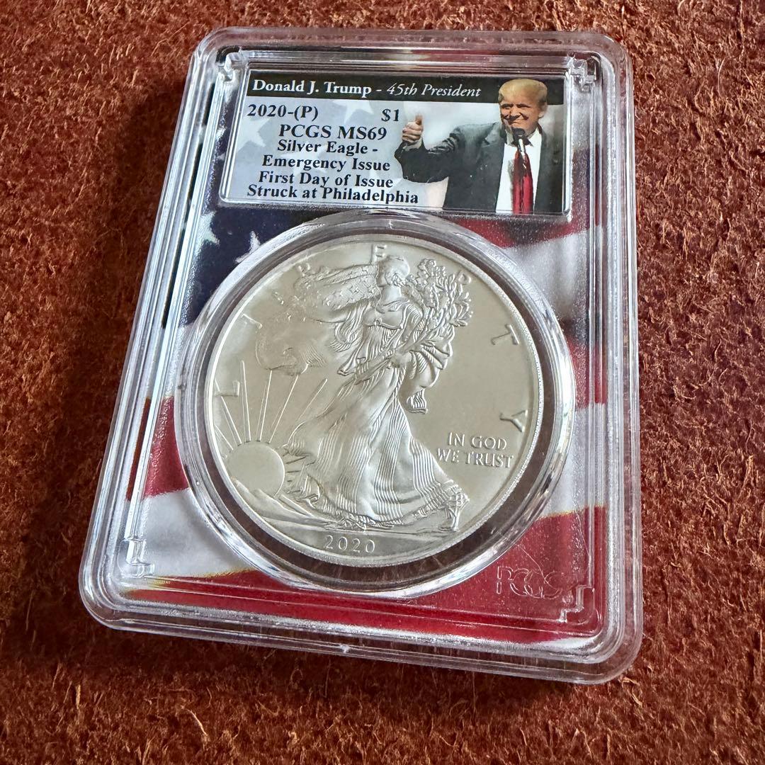 【鑑定済】2020年 シルバーイーグル $1 トランプ大統領ラベル 初日発行