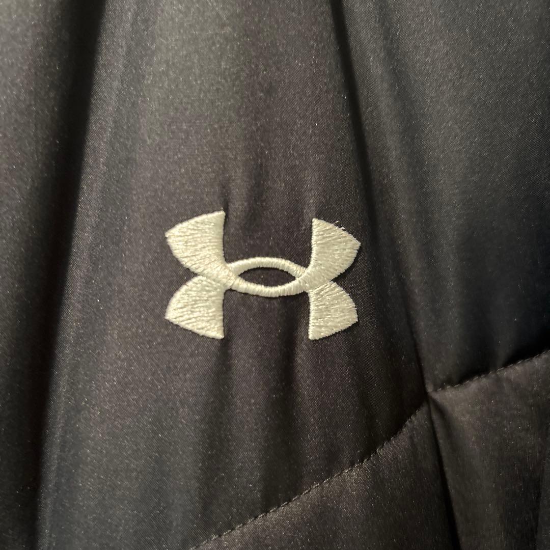 ☆ UNDER ARMOUR ベンチコート　　　L size 美品☆