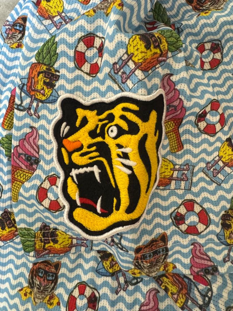 阪神タイガース　ユニホームグッズ