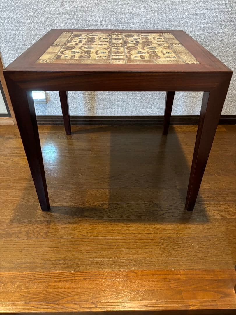 ロイヤルコペンハーゲン　コーヒーテーブル