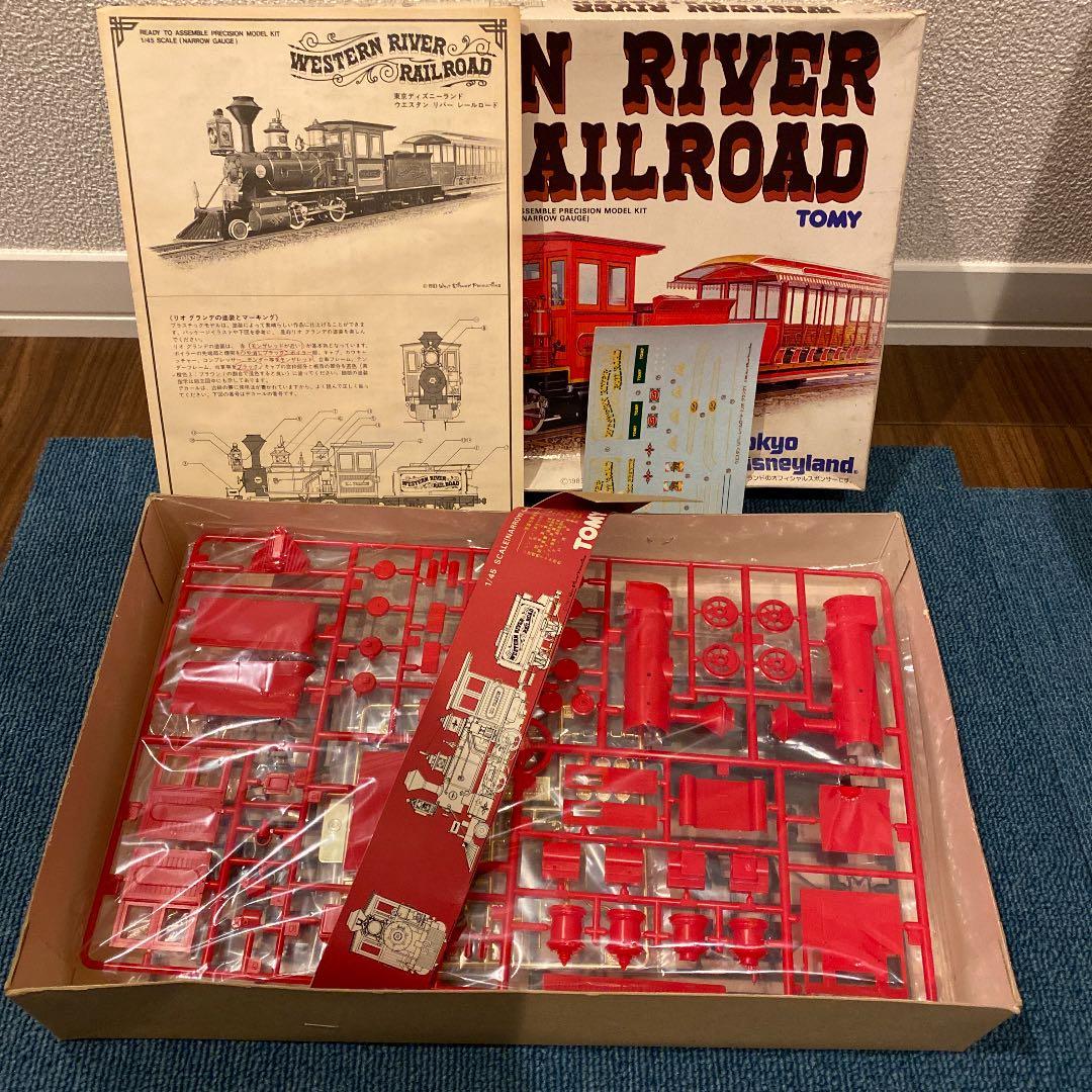 絶版品　限定価格TOMY製　ウエスタンリバー鉄道　昭和58年頃
