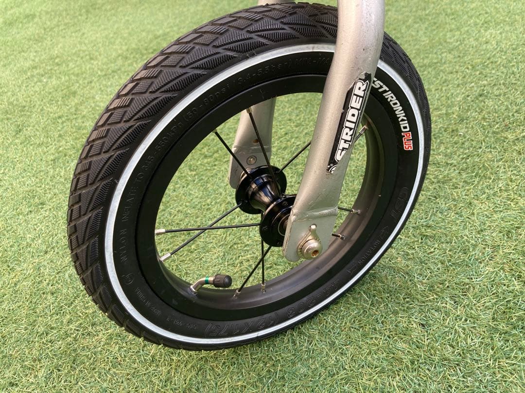 striderpro ストライダープロ　シルバー　カーボンシートポスト　カスタム