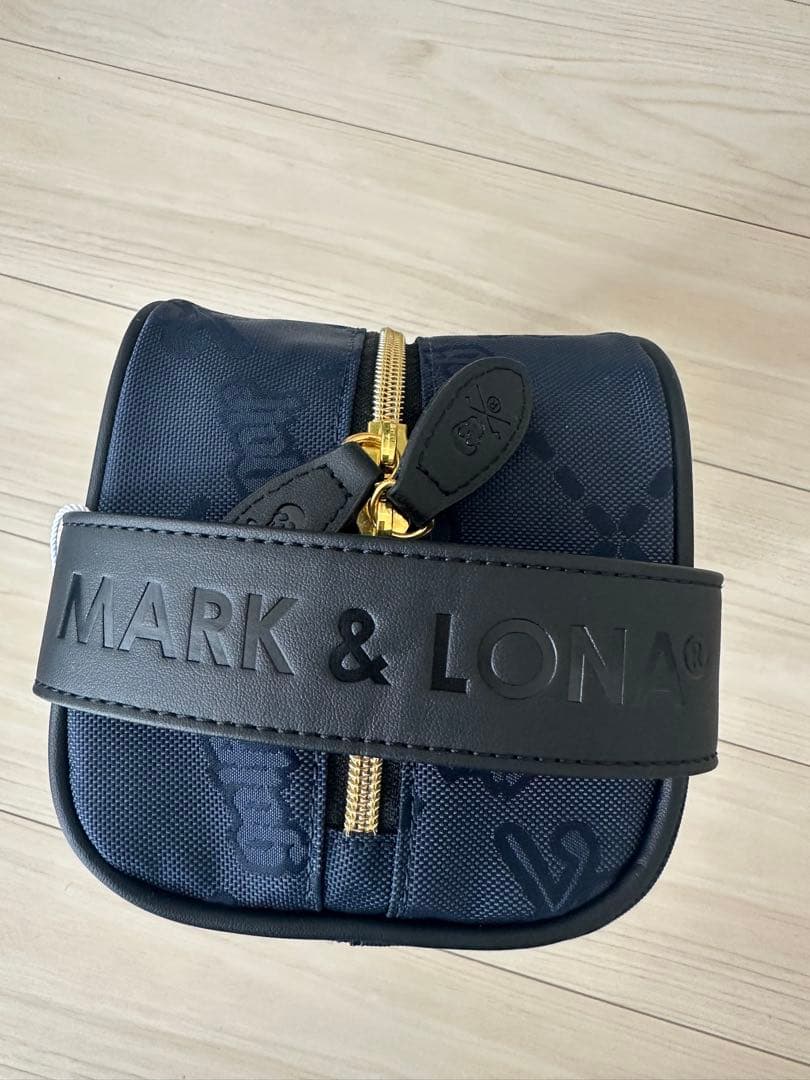 マークアンドロナ　カートポーチ新品未使用