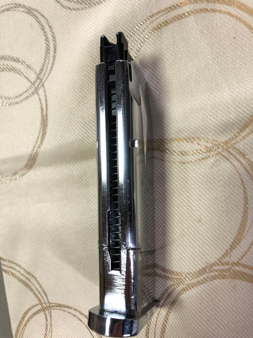 東京マルイ SIG SAUER P226 RAIL ガスガン　18禁