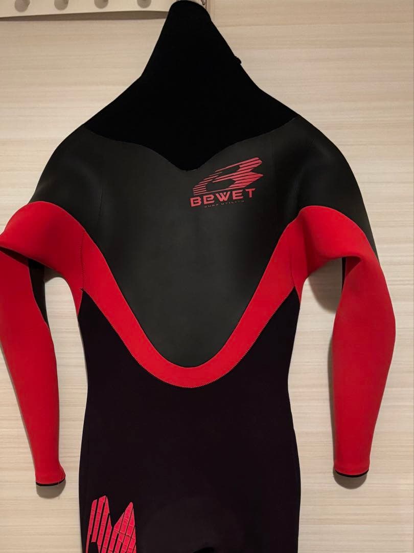 ⭐️Bwet セミドライスーツ　3ミリ⭐️