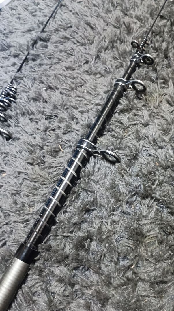 NFTパワーループ磯3号5.4m遠投&4号5.4m遠投磯竿まとめて2本