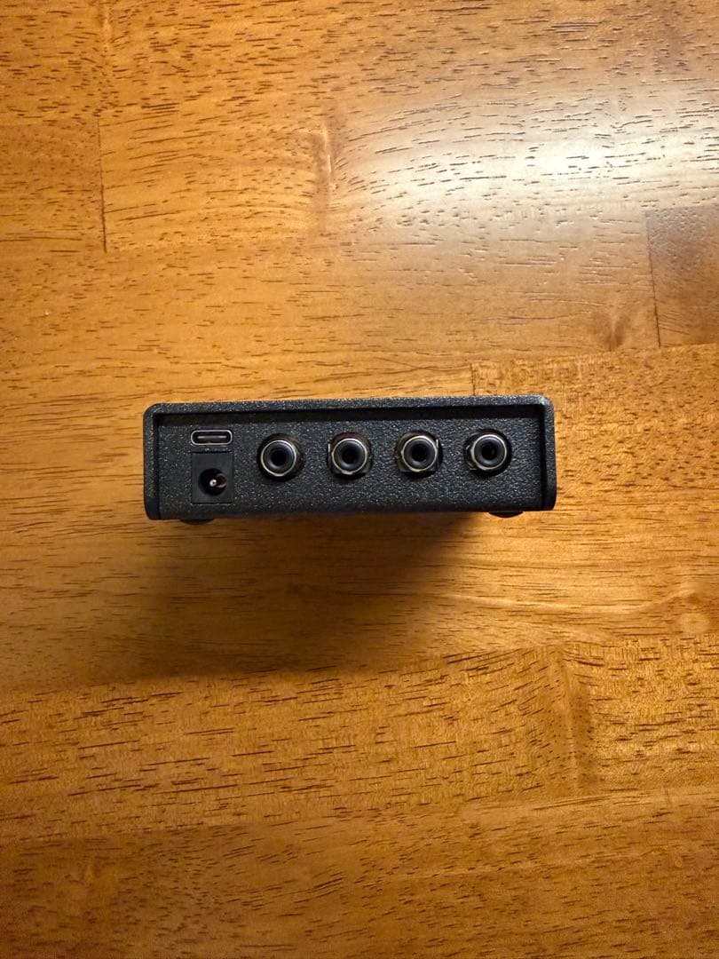 CIOKS 4 エフェクトペダル用電源供給装置