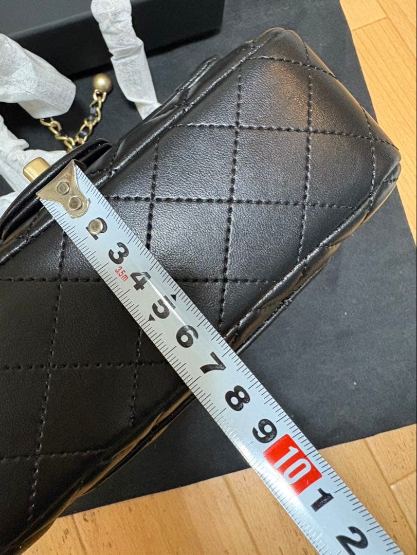 大幅値下げ♪CHANEL MAKEUP キルティングショルダーノベルティ