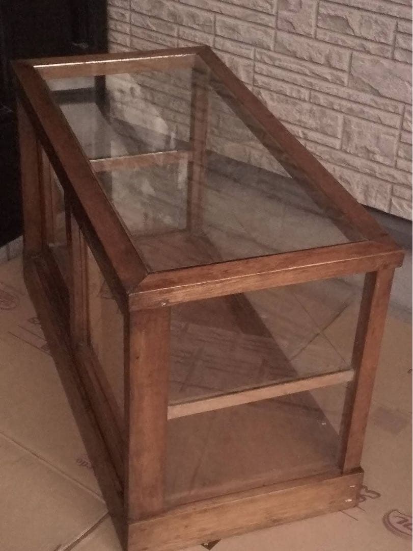 木製ガラス2段ショーケース