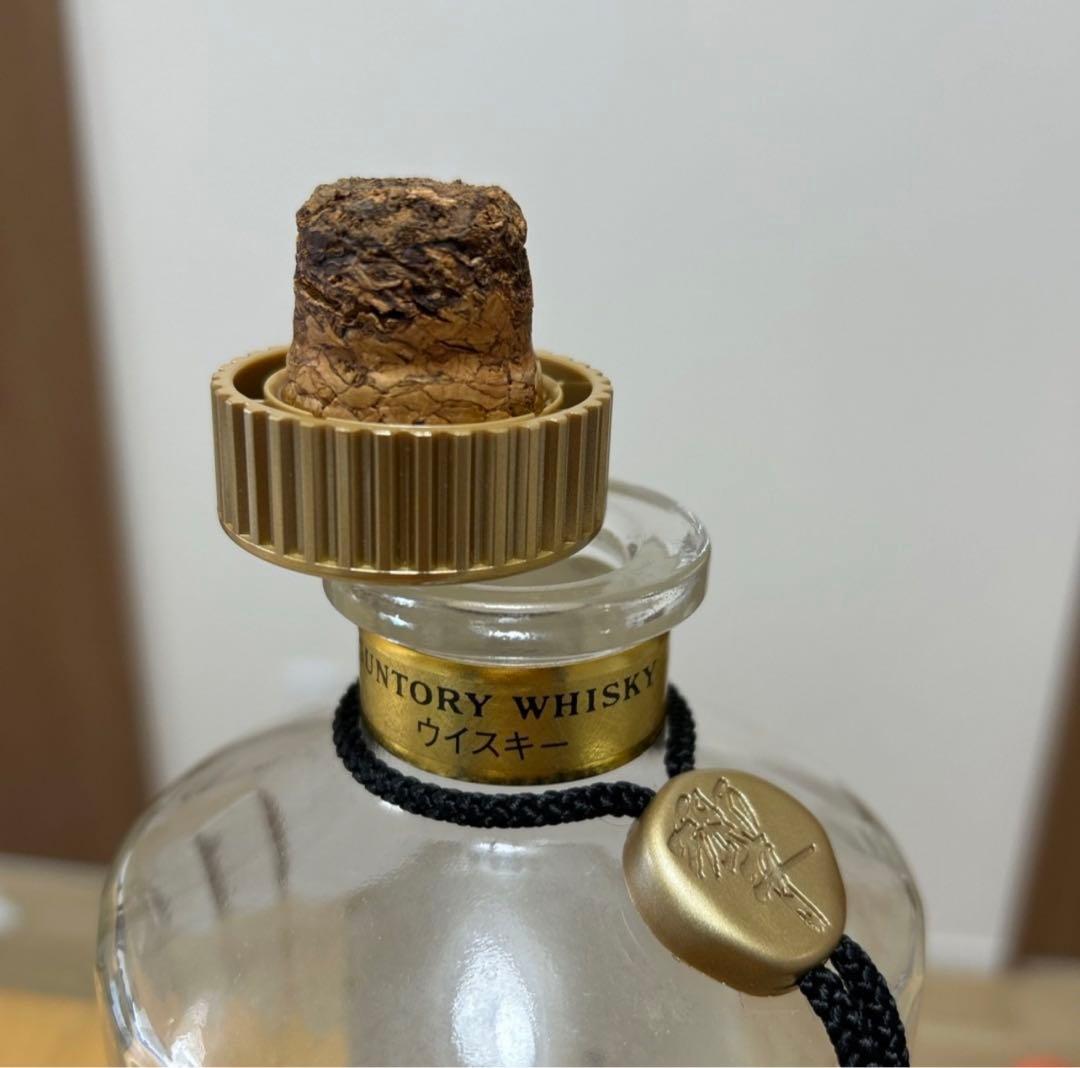 【希少】サントリー　ウイスキー　響　瓶　金キャップ