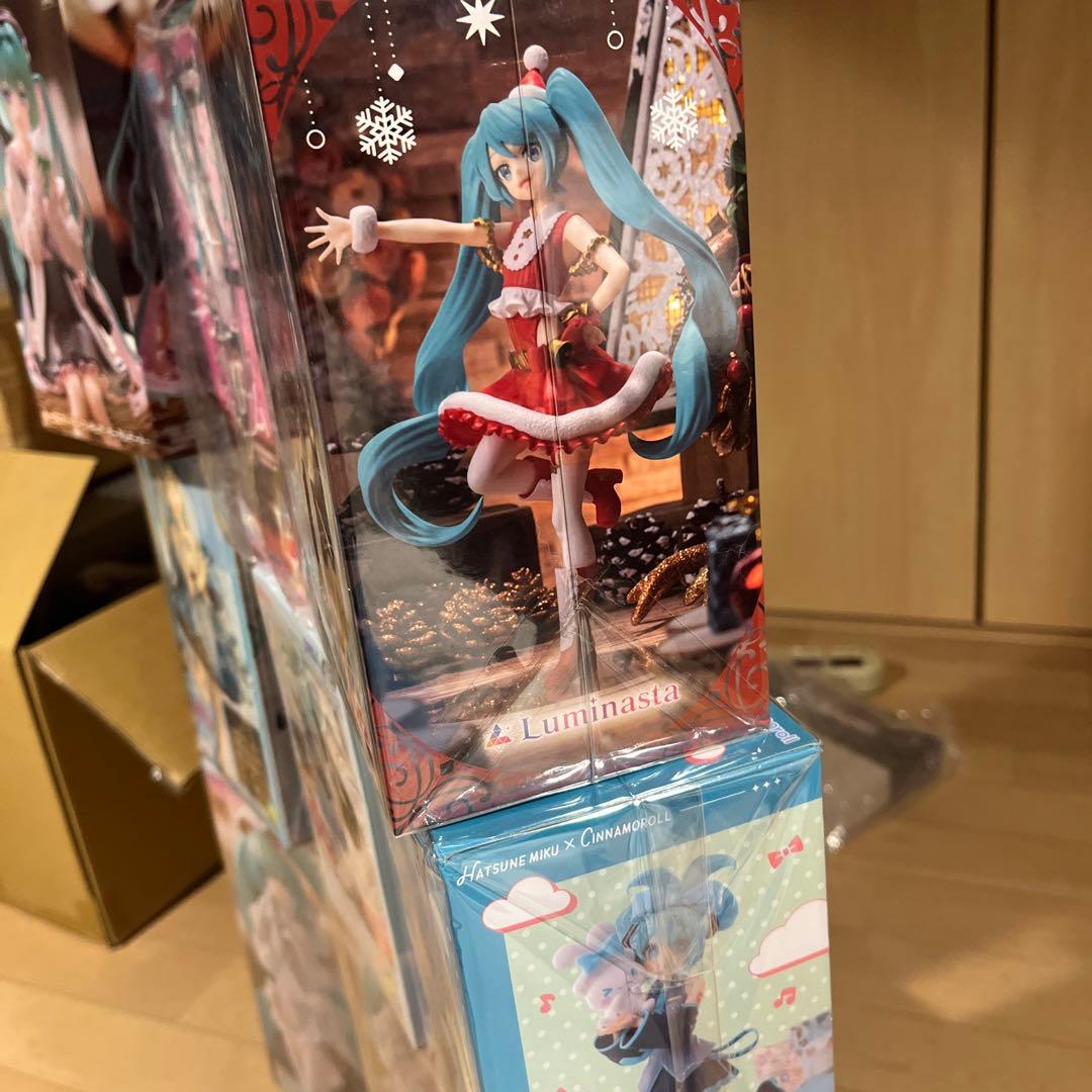 特撮 Hatsune Miku& cinnamon roll Sanrio Set