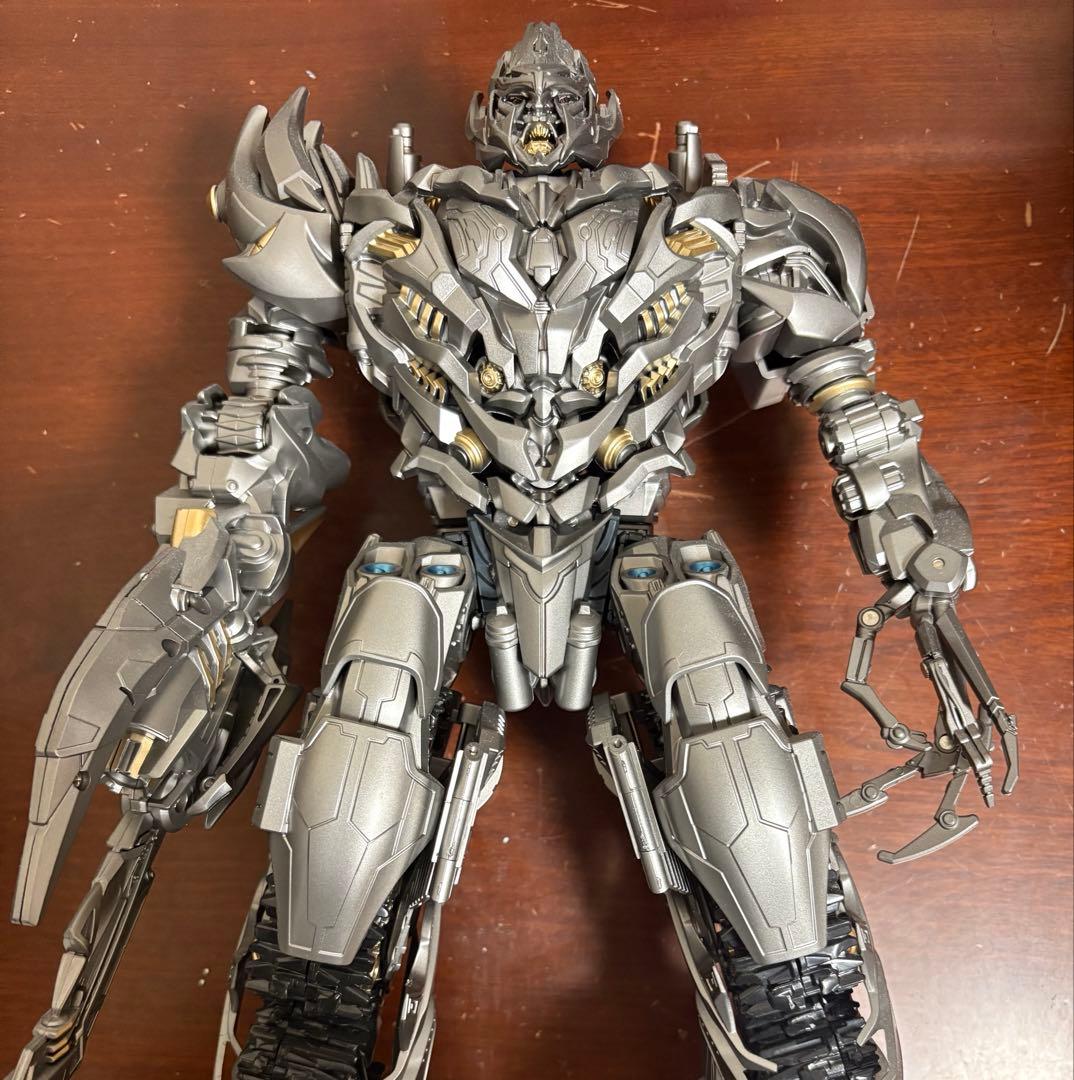 トランスフォーマー　transformer メガトロン　ビッグサイズ　フィギュア