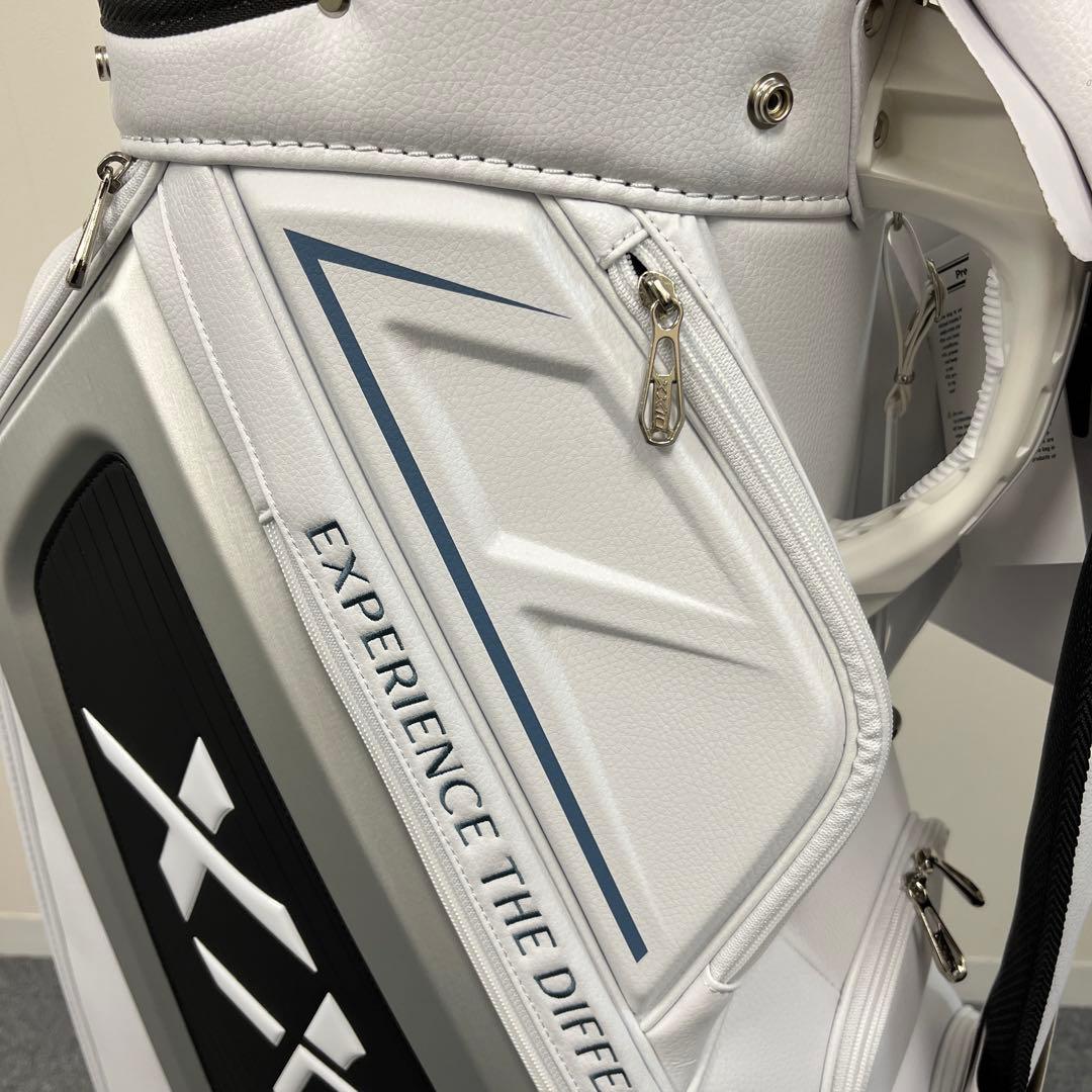 【新品】 ゼクシオ キャディバッグ 2025モデル プロレプリカ ホワイト