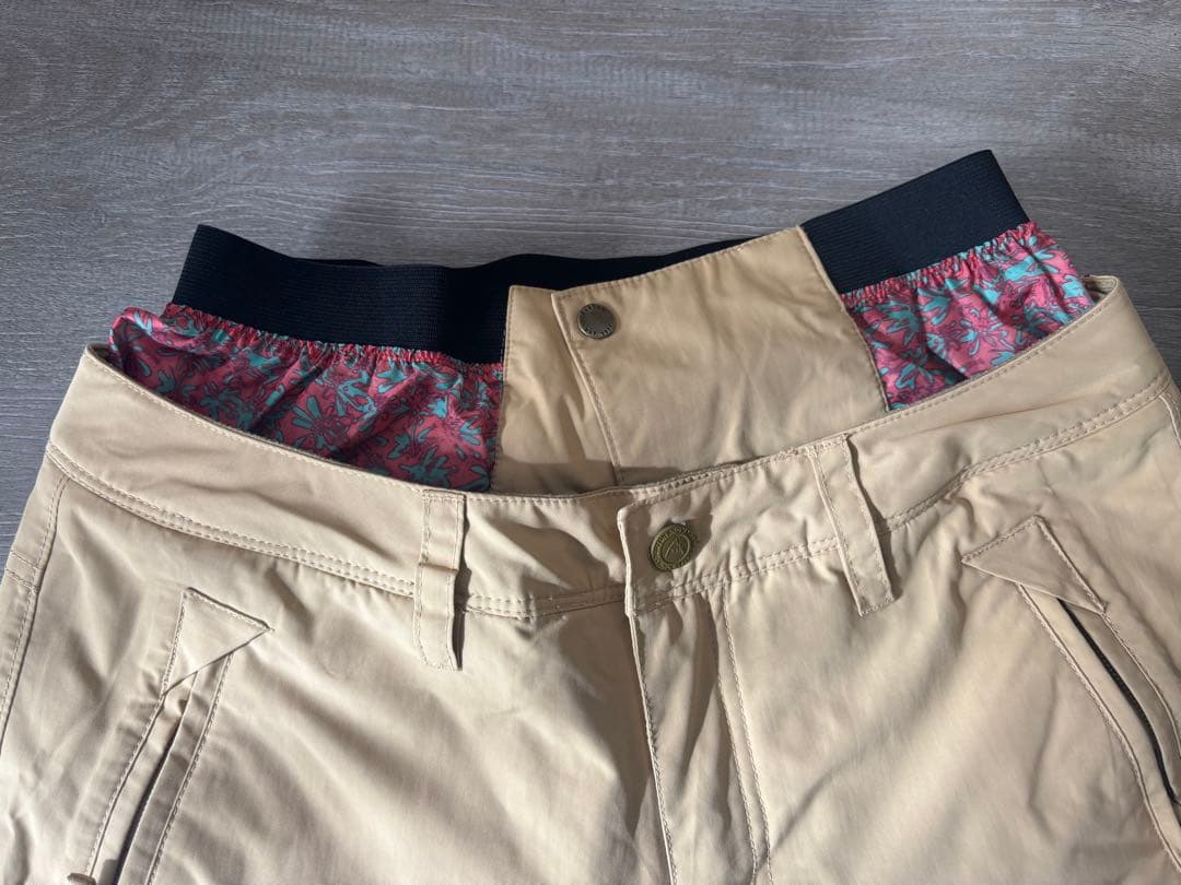 【ほぼ新品】Burton バートンスノーボードウェア 上下セット　 xs s