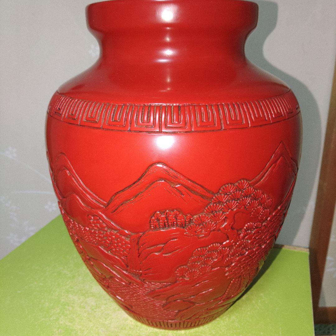 越後村上堆朱　山水図大花瓶　共箱付き