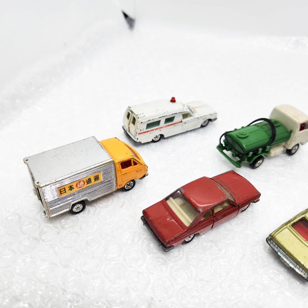 トミカ 日本製 セット ハイエース ブルーバード コルトギャラン 救急車等