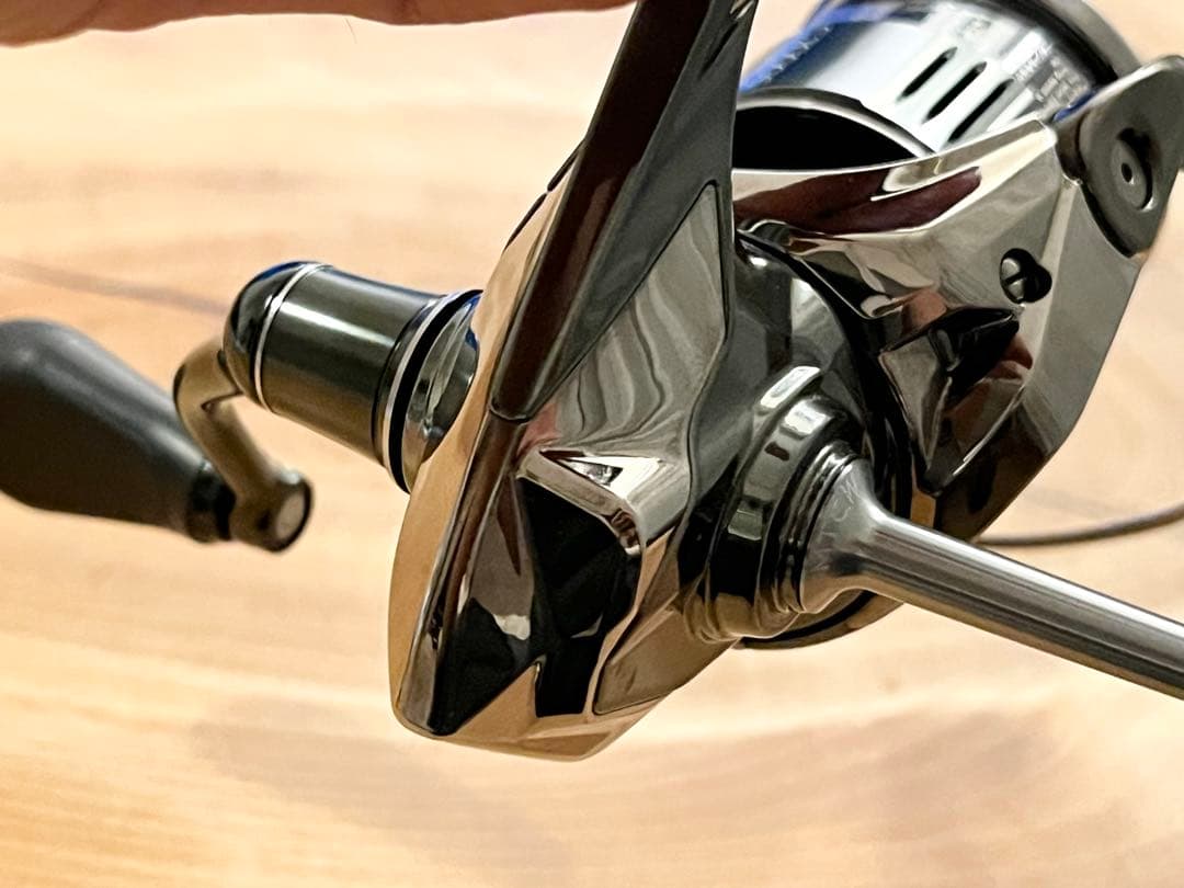 【美品】SHIMANO 22ステラ　C2000SHG MTCWリールスタンド