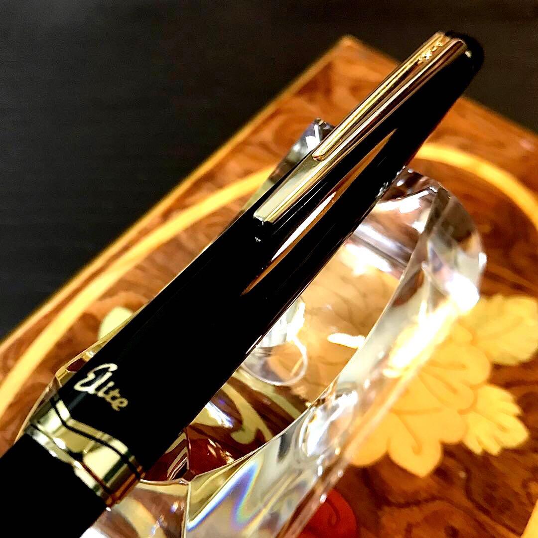 ☆最極上美品☆美しいパイロットエリート万年筆(Ｆ)☆超お勧め品