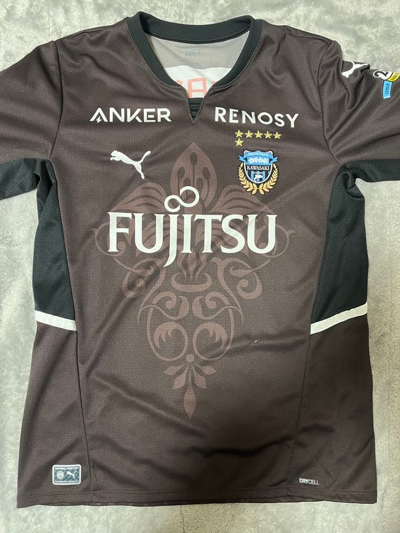 【値下げ承ります】川崎フロンターレTANIGUCHI 5 L size